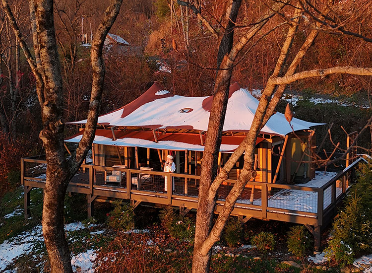 winter at elk and embers picture